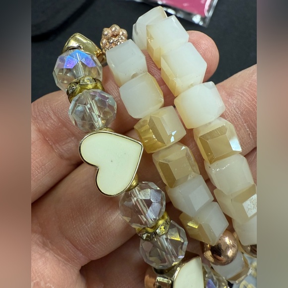 Unlisted items flyer - Picture 15 of 17